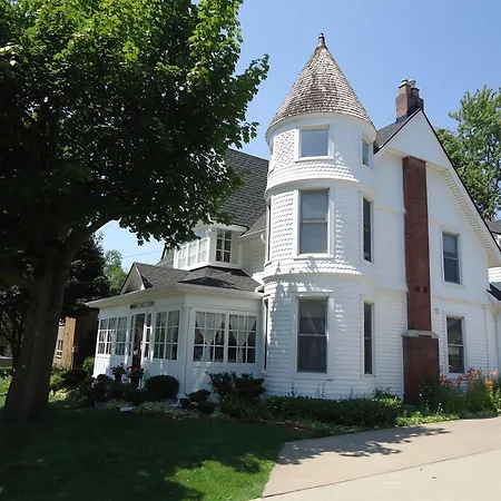 Absolute Elegance Bed And Breakfast